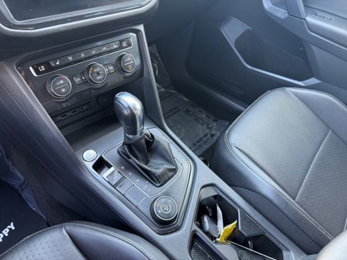 Used 2019 Volkswagen Tiguan SE w/ 3rd Row Seat Package image 13