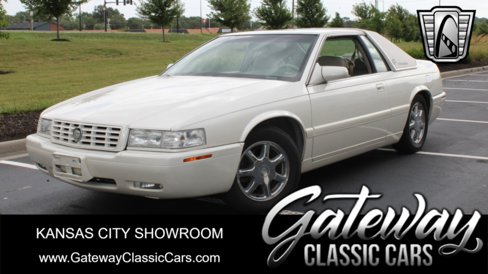 Used 2002 Cadillac Eldorado Touring w/ Preffered Equipment Group image 1