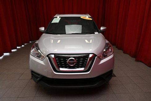 Used 2019 Nissan Kicks SV image 16