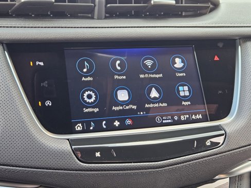 New 2025 Cadillac XT5 Luxury image 17