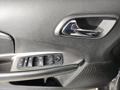 Used 2019 Dodge Journey Crossroad image 11