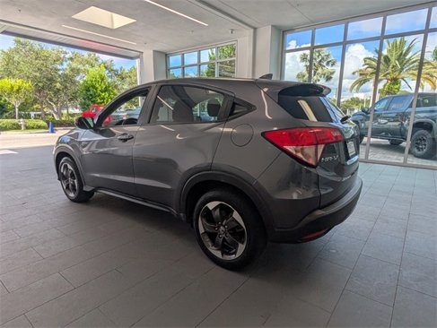 Used 2018 Honda HR-V EX image 5