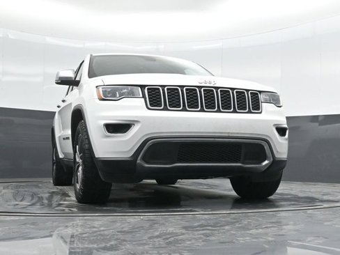 Used 2018 Jeep Grand Cherokee Limited image 40