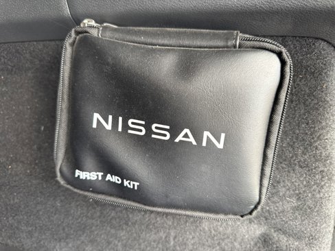 Used 2021 Nissan Rogue SV image 19