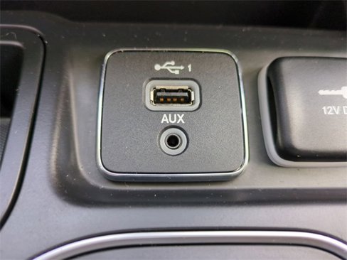 Used 2022 Jeep Cherokee Latitude Lux w/ Sun & Sound Group image 22