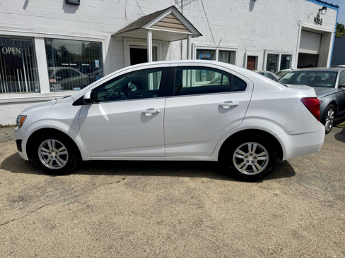 Used 2016 Chevrolet Sonic LT image 9
