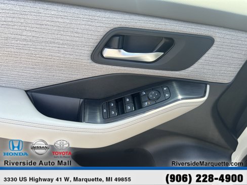 Used 2022 Nissan Rogue SV image 23