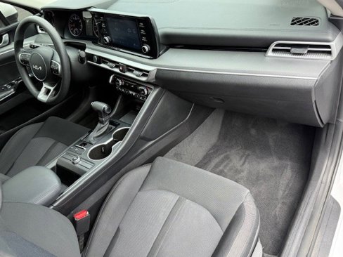 Used 2023 Kia K5 LXS image 17