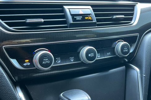 Used 2018 Honda Accord Sport image 28