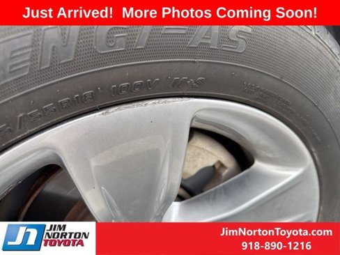 Used 2021 Dodge Challenger SXT w/ Driver Convenience Group image 10