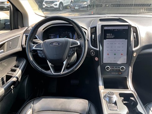 Used 2022 Ford Edge SEL image 5