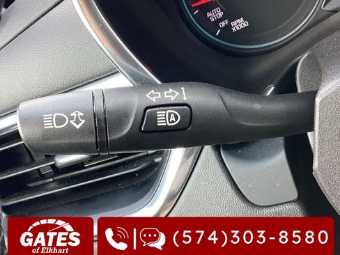 Used 2023 Chevrolet Equinox LT image 28