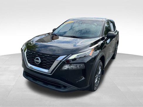 Used 2022 Nissan Rogue S image 3
