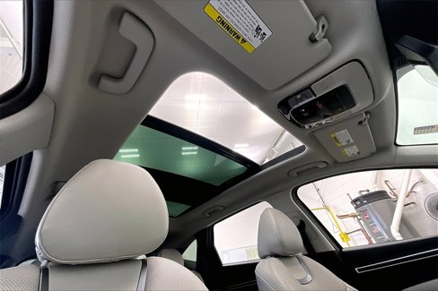 Used 2022 Hyundai Tucson Limited w/ Cargo Package image 17