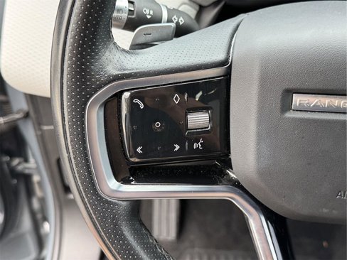Used 2022 Land Rover Range Rover Evoque R-Dynamic S image 28