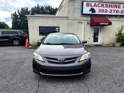 Used 2011 Toyota Corolla LE image 2