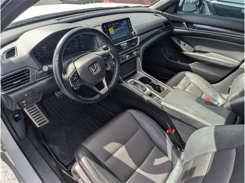 Used 2019 Honda Accord Sport image 13