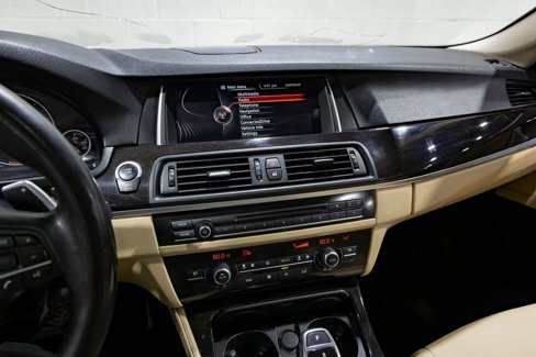 Used 2016 BMW 528i Sedan image 12