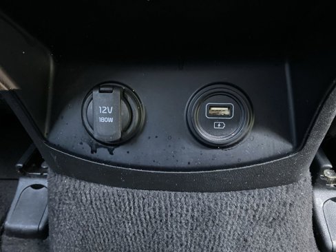 Used 2021 Kia Sorento LX image 37
