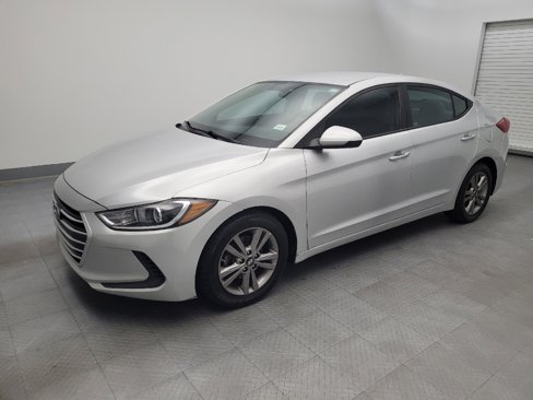 Used 2018 Hyundai Elantra SEL image 2