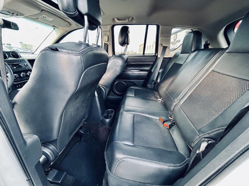Used 2014 Jeep Compass Latitude w/ Sun/Sound Group image 18