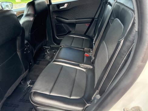 Certified 2020 Ford Escape Titanium image 11