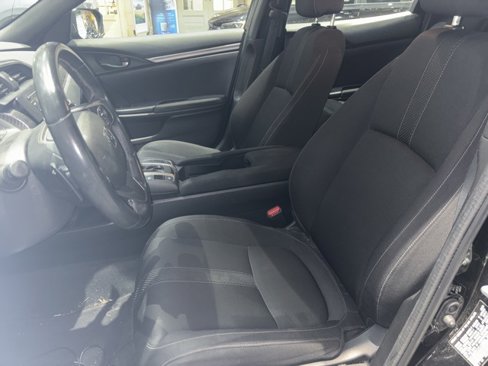 Used 2018 Honda Civic Sport image 12