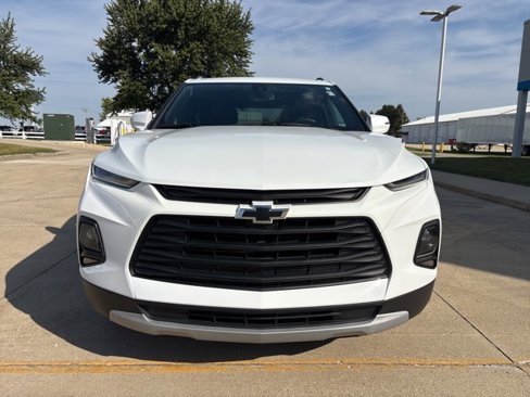 Used 2022 Chevrolet Blazer LT image 3