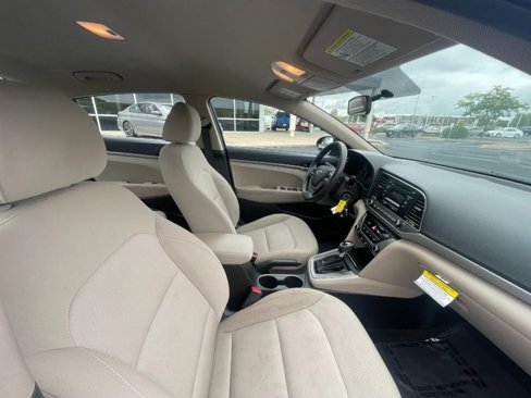 Used 2018 Hyundai Elantra SE image 6