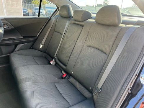 Used 2017 Honda Accord LX image 13