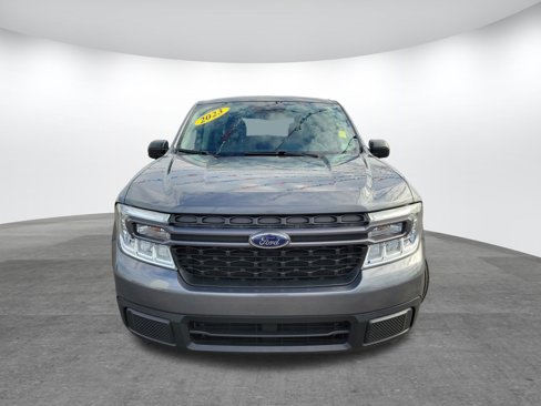 Used 2023 Ford Maverick XLT image 2