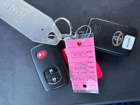 Used 2012 Toyota Prius V Five image 13