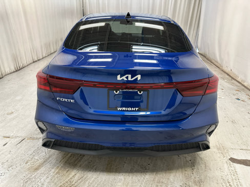 Used 2023 Kia Forte LXS image 7