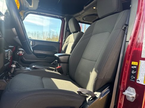 Used 2022 Jeep Wrangler Unlimited Sport image 12