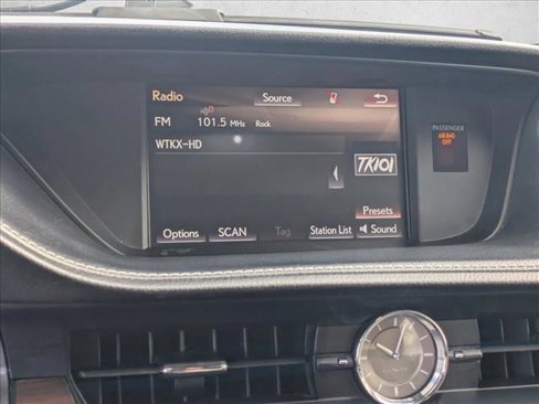Used 2017 Lexus ES 300h w/ Navigation System Package image 12