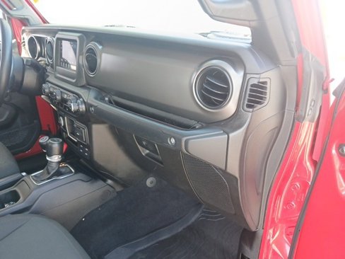 Used 2022 Jeep Gladiator Sport image 32