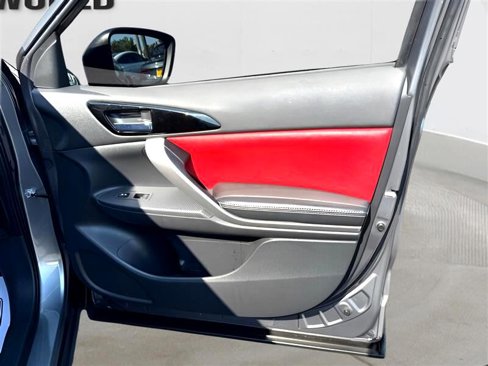Used 2020 Mitsubishi Eclipse Cross SE image 26