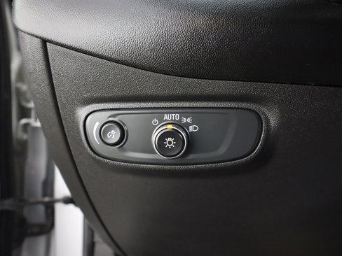 Used 2022 Chevrolet Equinox LT image 37