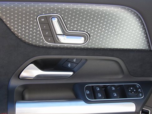 Certified 2025 Mercedes-Benz GLA 250 4MATIC image 13