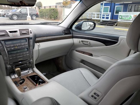 Used 2008 Lexus LS 460 Luxury image 18