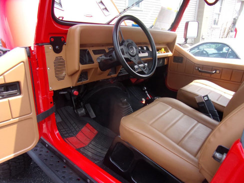 Used 1993 Jeep Wrangler S image 16