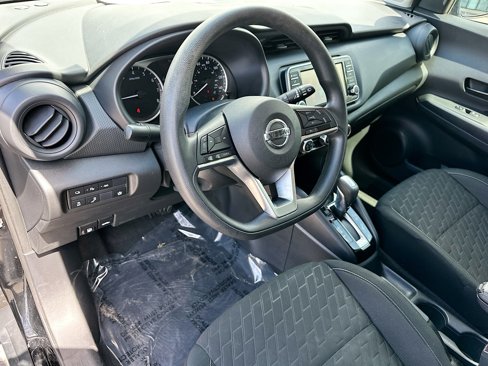Certified 2021 Nissan Kicks S image 9