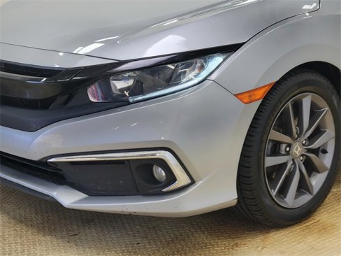Used 2019 Honda Civic EX image 11