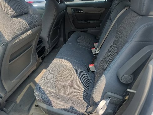 Used 2017 Chevrolet Traverse LT image 8
