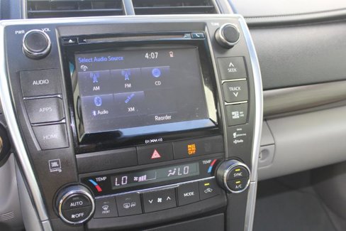Used 2017 Toyota Camry XLE image 34
