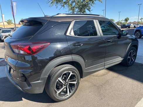 Used 2022 Chevrolet TrailBlazer RS w/ Sun and Liftgate Package image 3