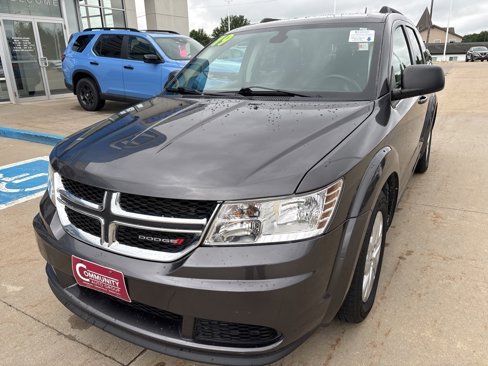 Used 2019 Dodge Journey SE image 7