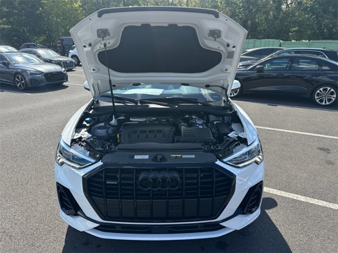 New 2025 Audi Q3 2.0T Premium image 16