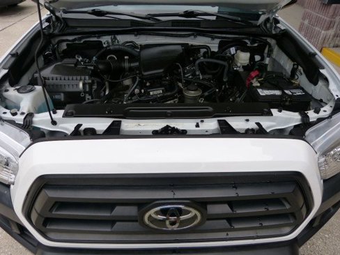 Used 2022 Toyota Tacoma SR image 9
