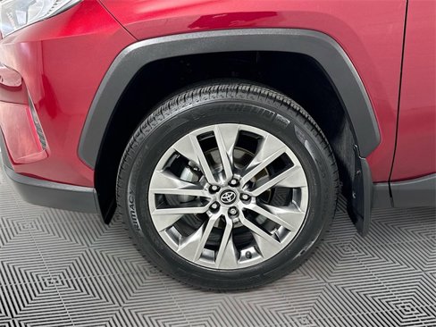 Certified 2020 Toyota RAV4 Limited image 9